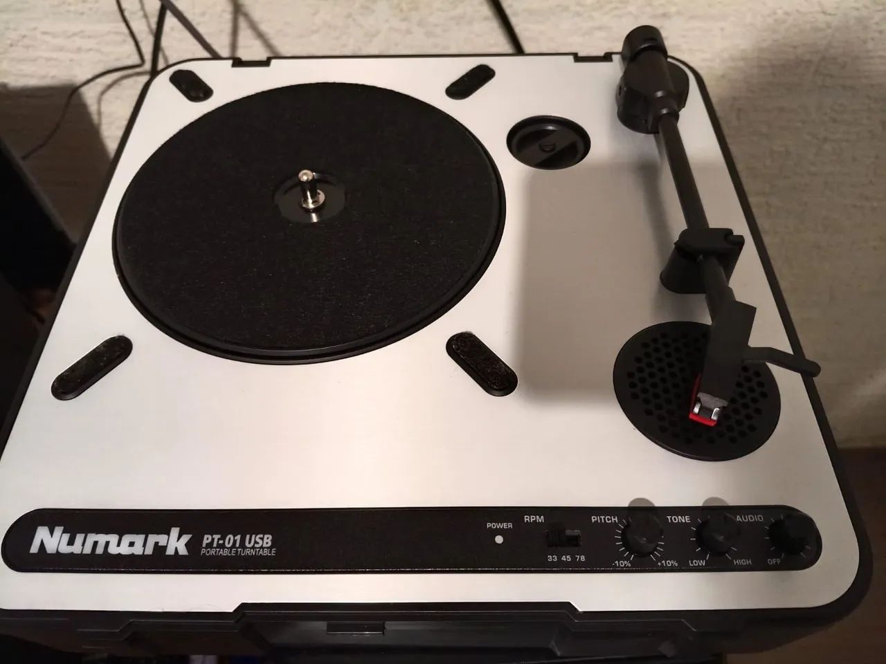 m*3様 値下！【美品】Numark PT-01USB ポータブルUSBターンテ Numark PT - 01 USB - Aparelhos de Som - Vila Carrão, São Paulo