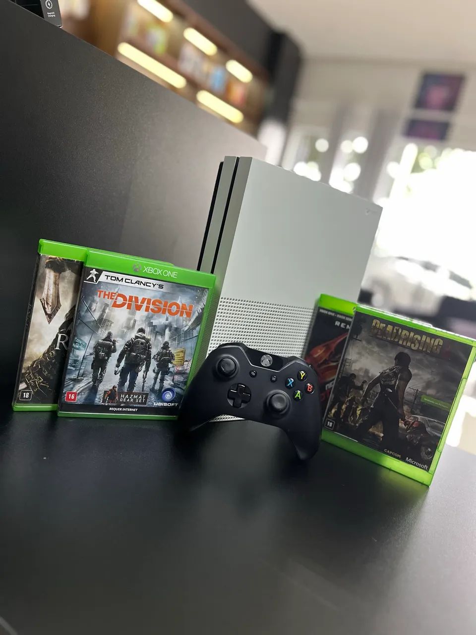 Xbox One s