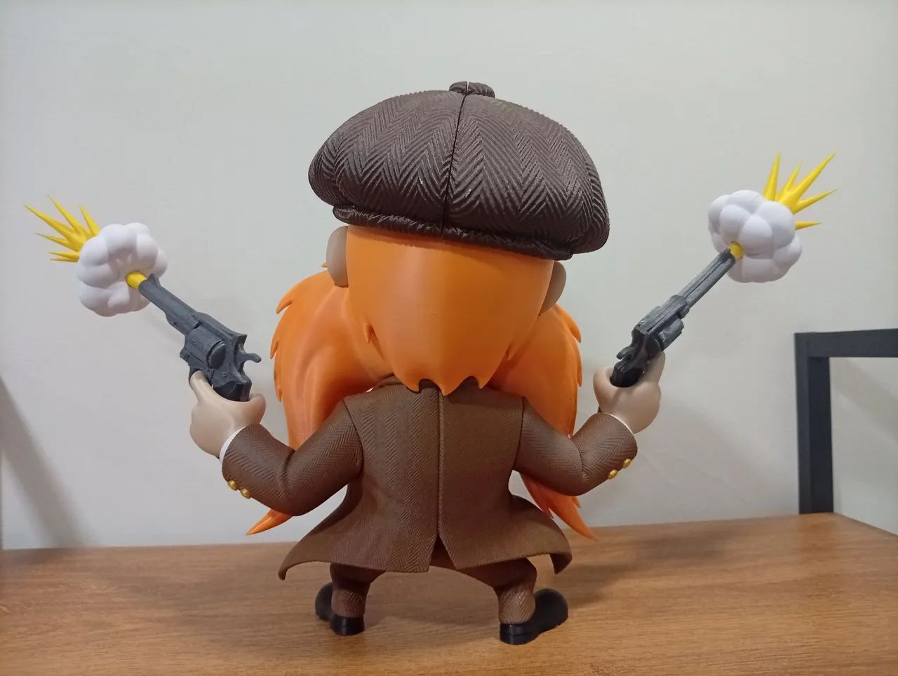 Boneco Eufrazino Peaky Blinders Looney Tunes 30cm - Foto 5