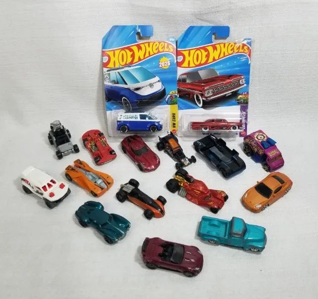 Miniaturas HotWheels, Matchbox e Diecast 1/64 (variação 2) - Foto 2