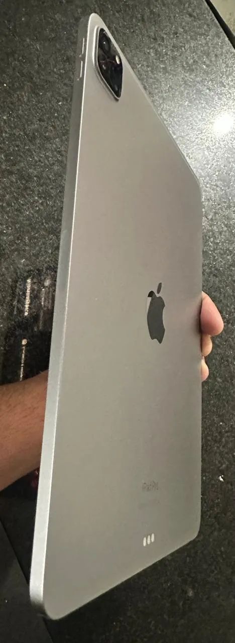 iPad Pro 11 polegadas 4ª geração A2759 128GB cinza-espacial 8GB de