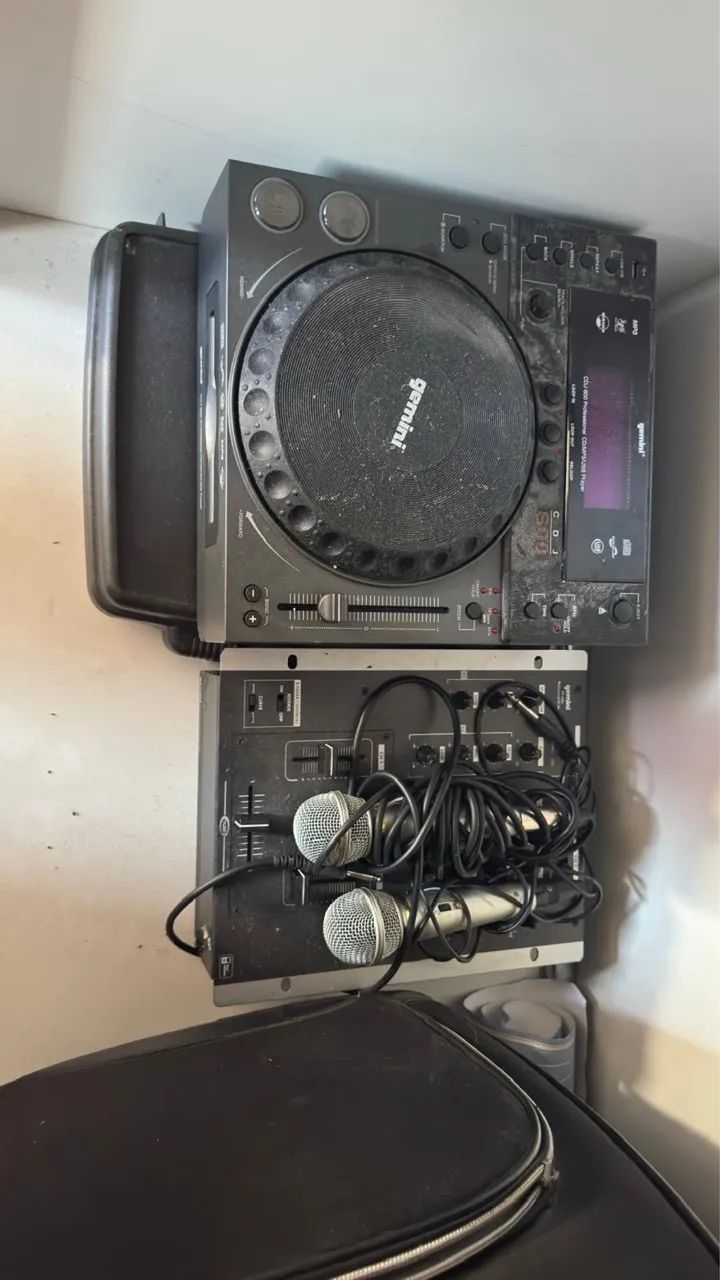 Vendo mesa dj 