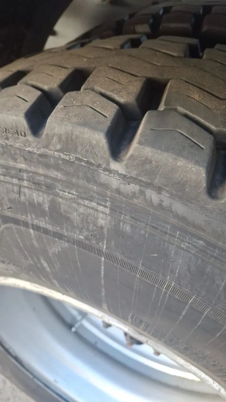 Volvo VM 310 - Foto 3