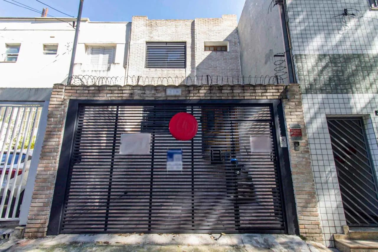 Casa comercial na Rua Coronel Lisboa, 218  160 m²