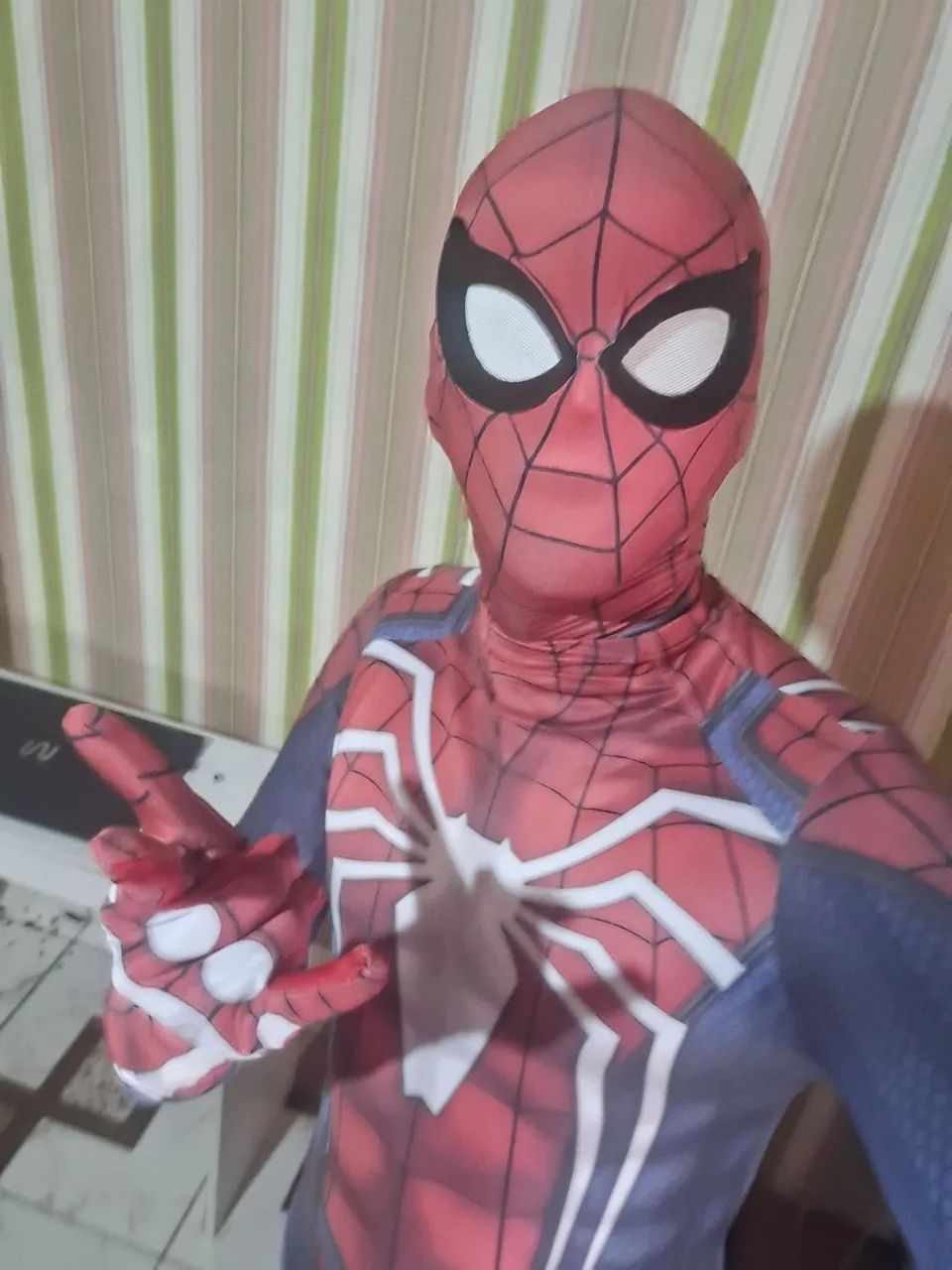 Cosplay homem - aranha - Foto 3