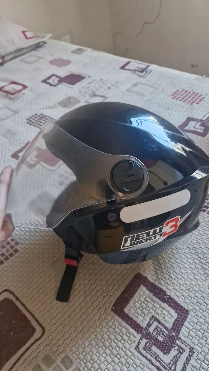 Capacete moto