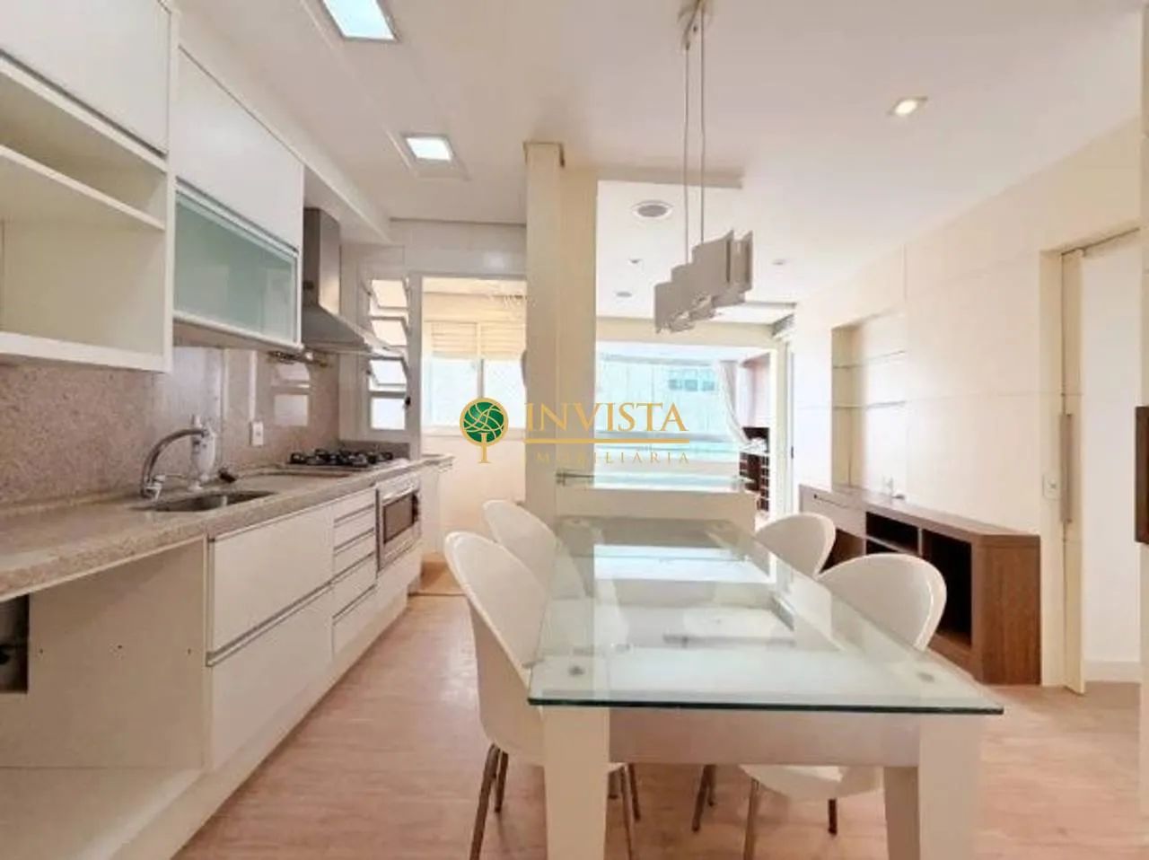 Apartamento no Centro de Florianópolis com 2 quartos e mobiliado