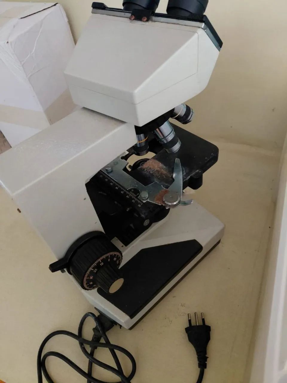 Microscópio de análise  - Foto 3
