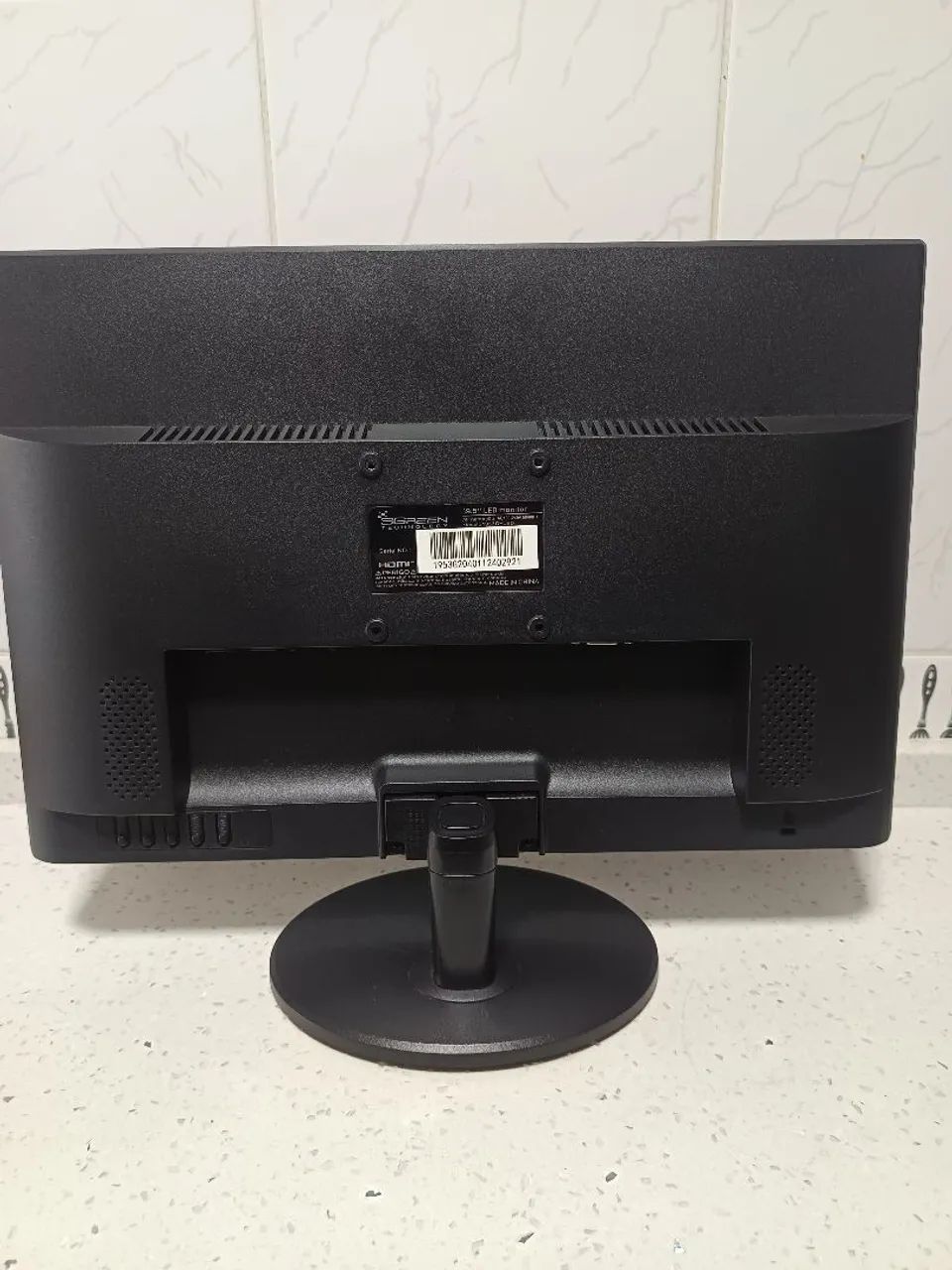Monitor 19,5 LED da 3 green - Foto 3