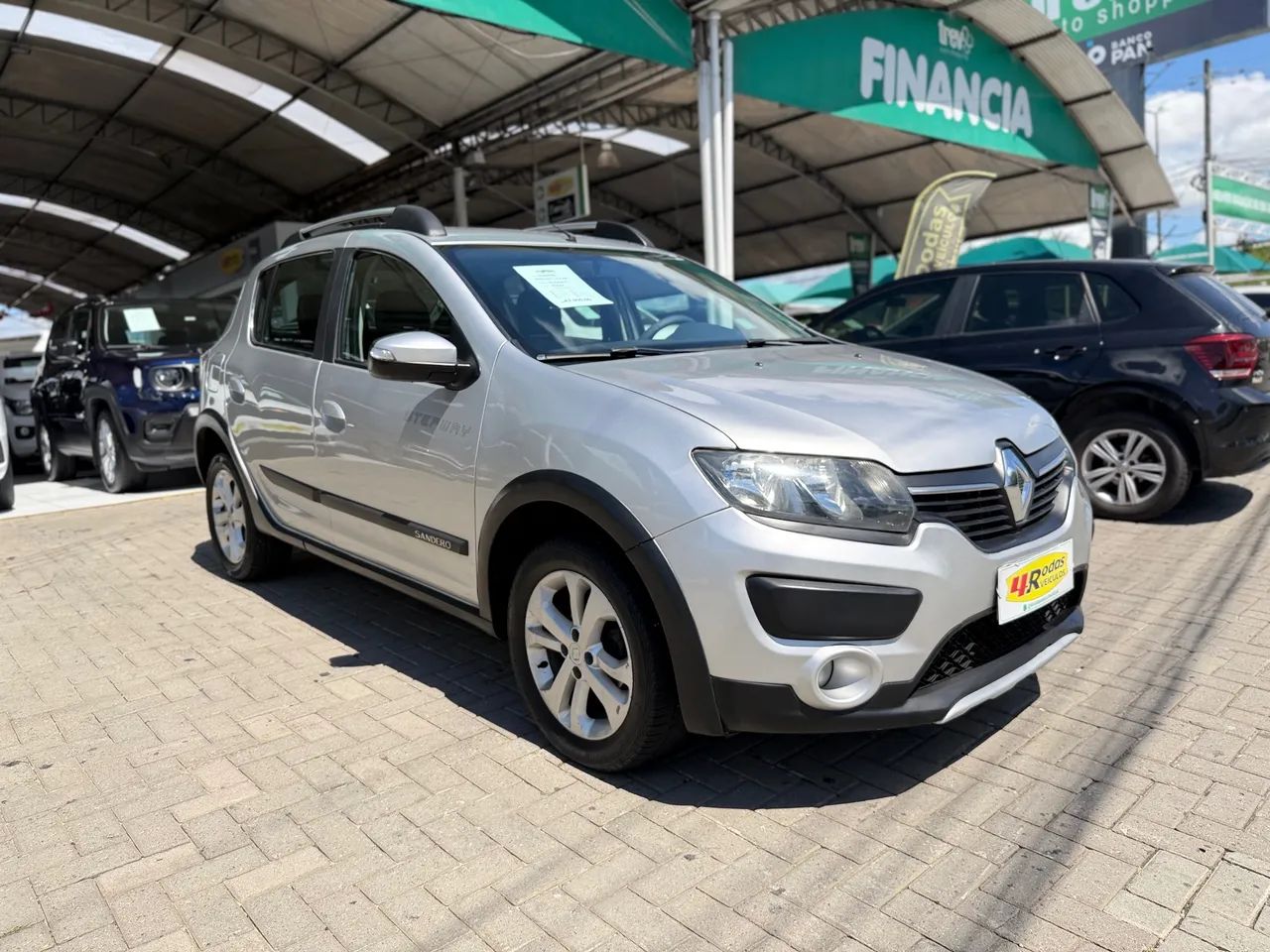 Renault Sandero Stepway Flex 1.6 16V 5P 2017 - Foto 3