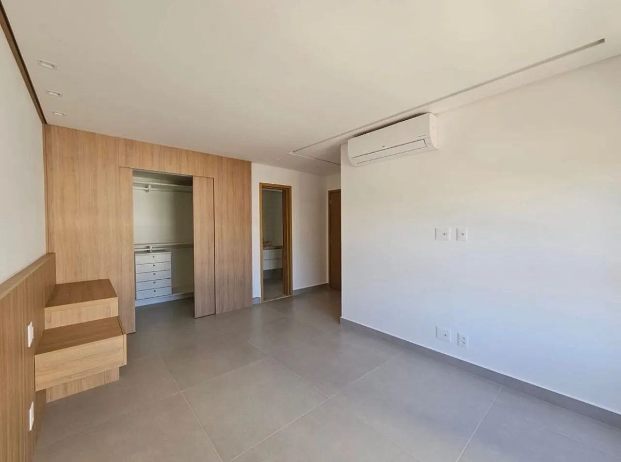 Apartamento com 3 Suítes, 140 m2, ao lado da Boodtech, Clube de Eng., com Armários, Setor  - Foto 3