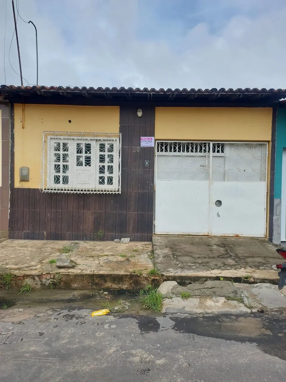 Vende-se Casa