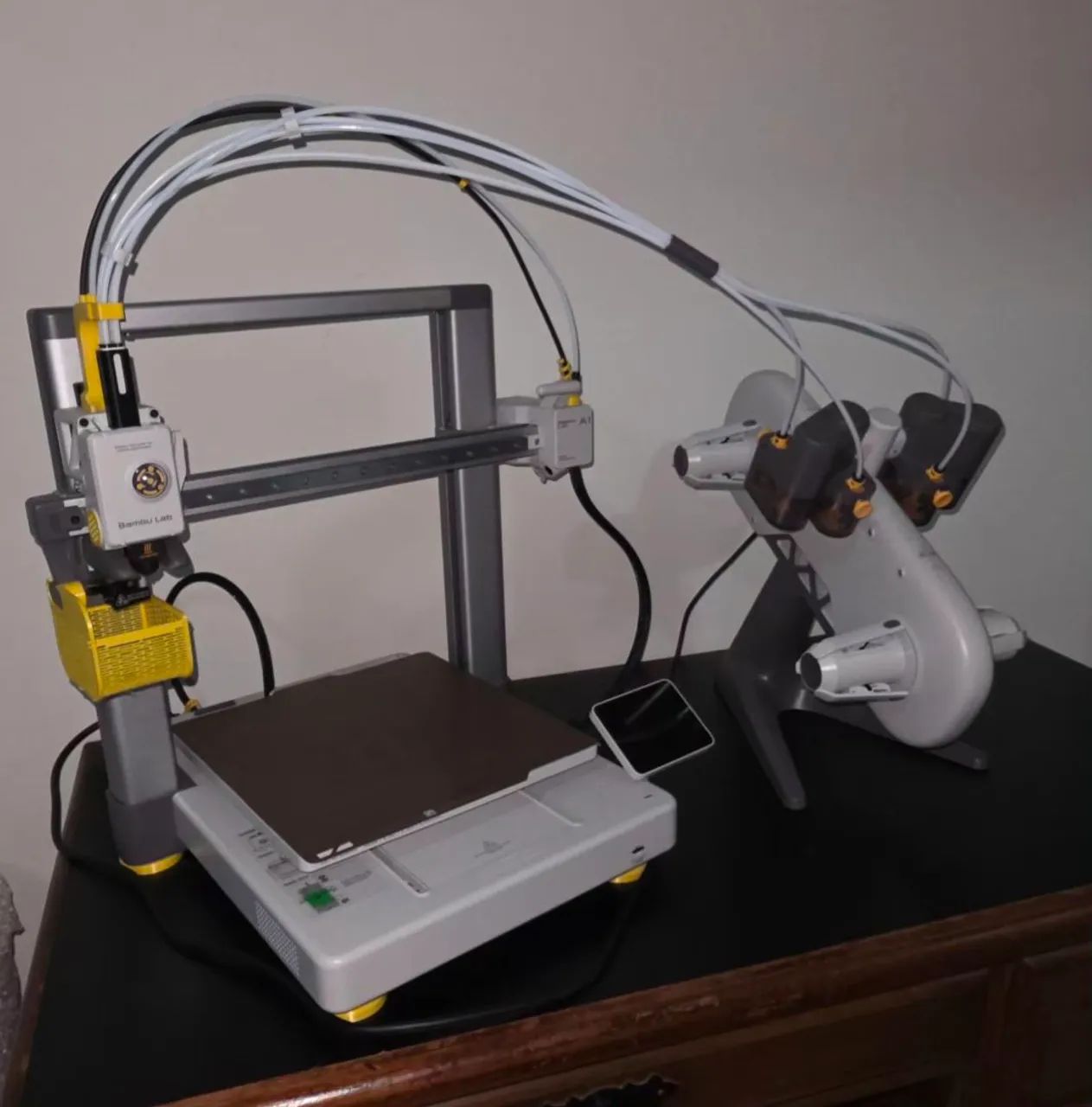 Bambu Lab A1 Combo + Kit Completo