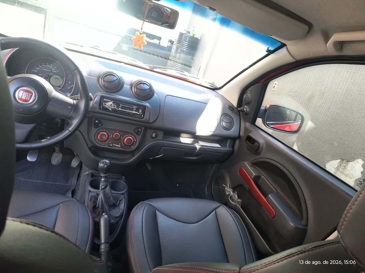 Fiat Uno Sporting 1.4 EVO Fire Flex 8V 4P 2012 - Foto 4