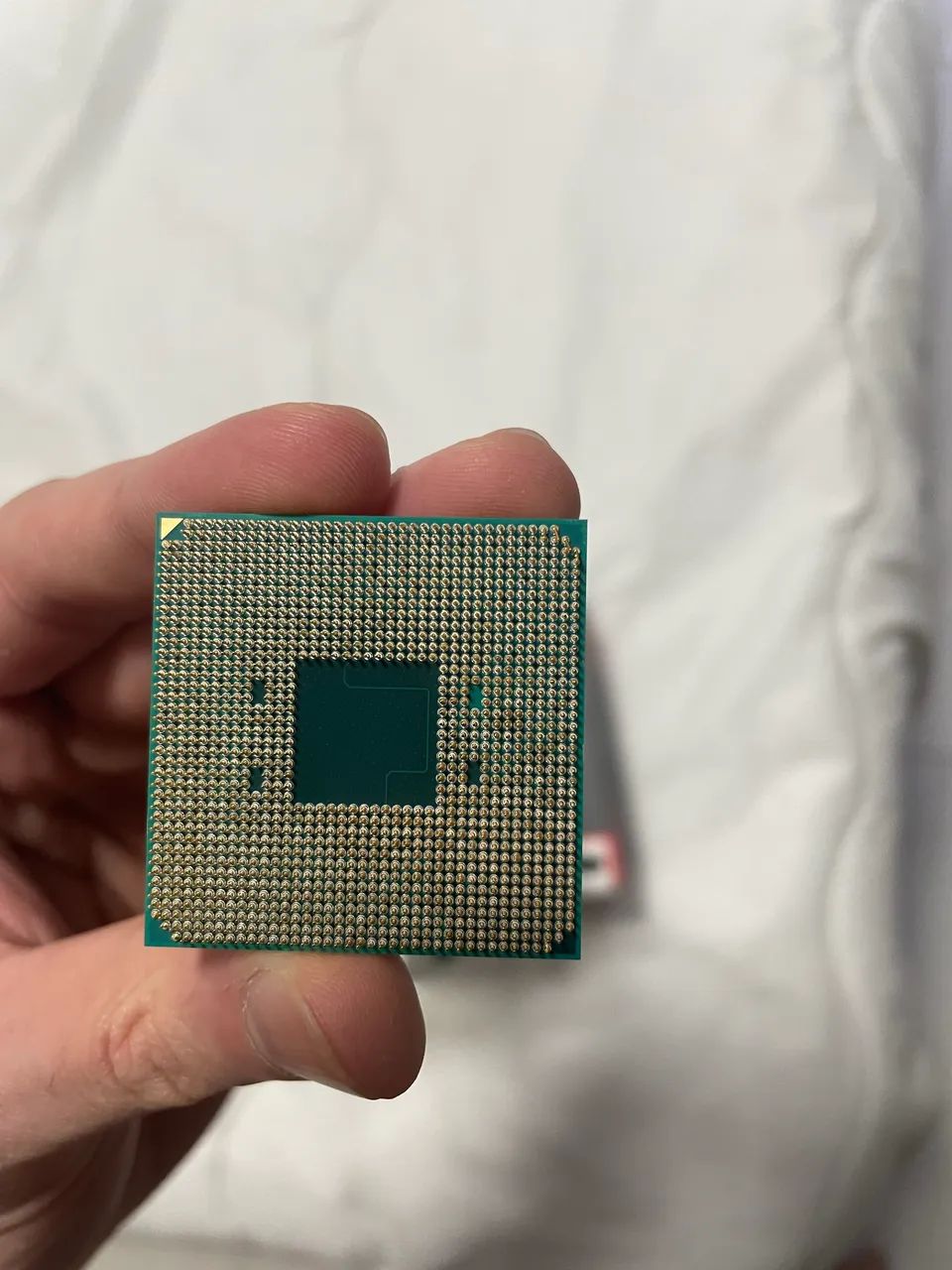 RYZEN 3 3200G; MUITO CONSERVADO, COM COOLER ORIGINAL; NUNCA FEZ OVERCLOCK - Foto 2