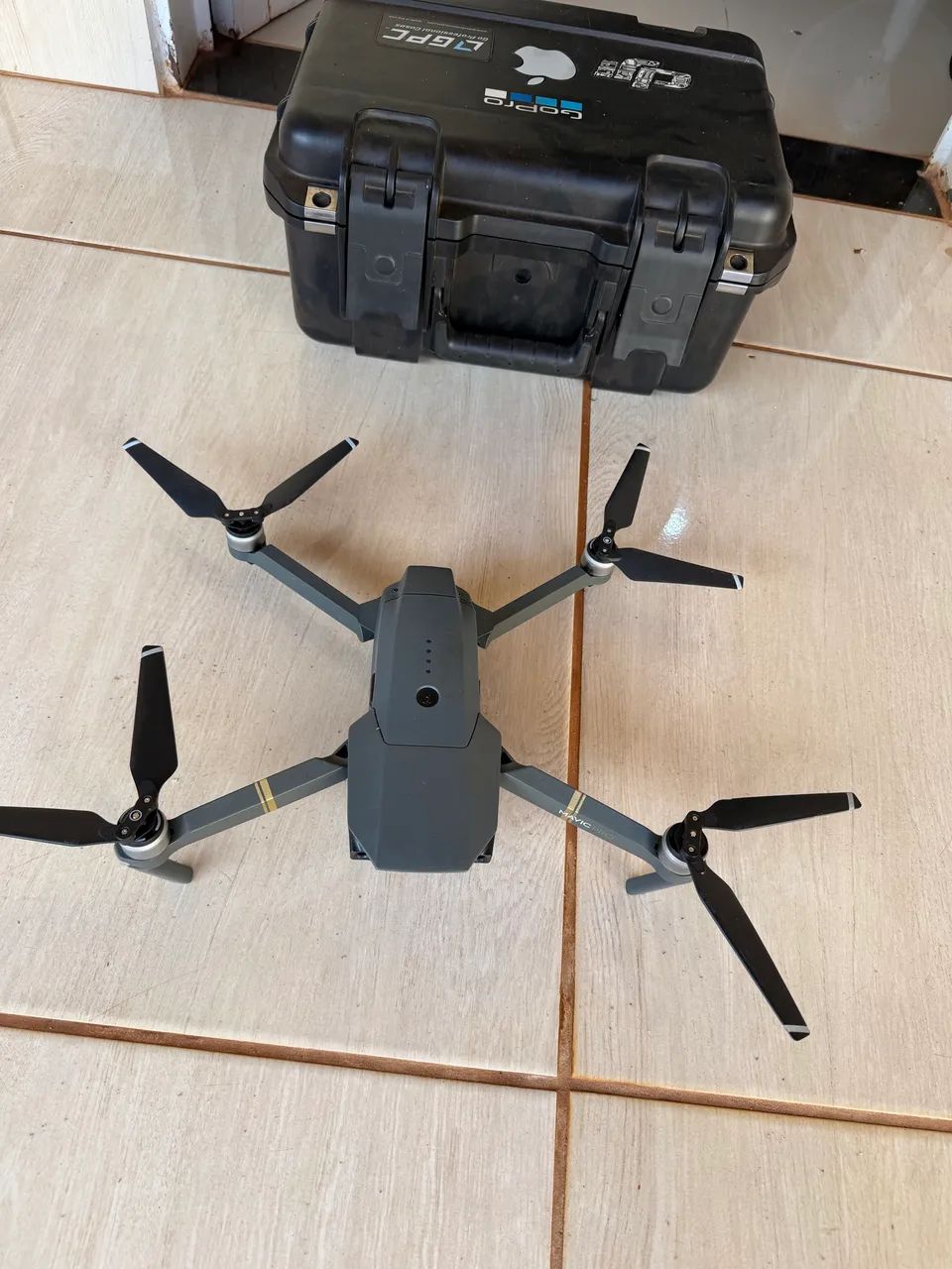 Drone Mavic pro 1 super conservado com três baterias e maleta Go pro