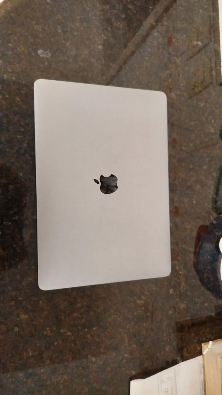 MacBook AirM1 2020 256ssd