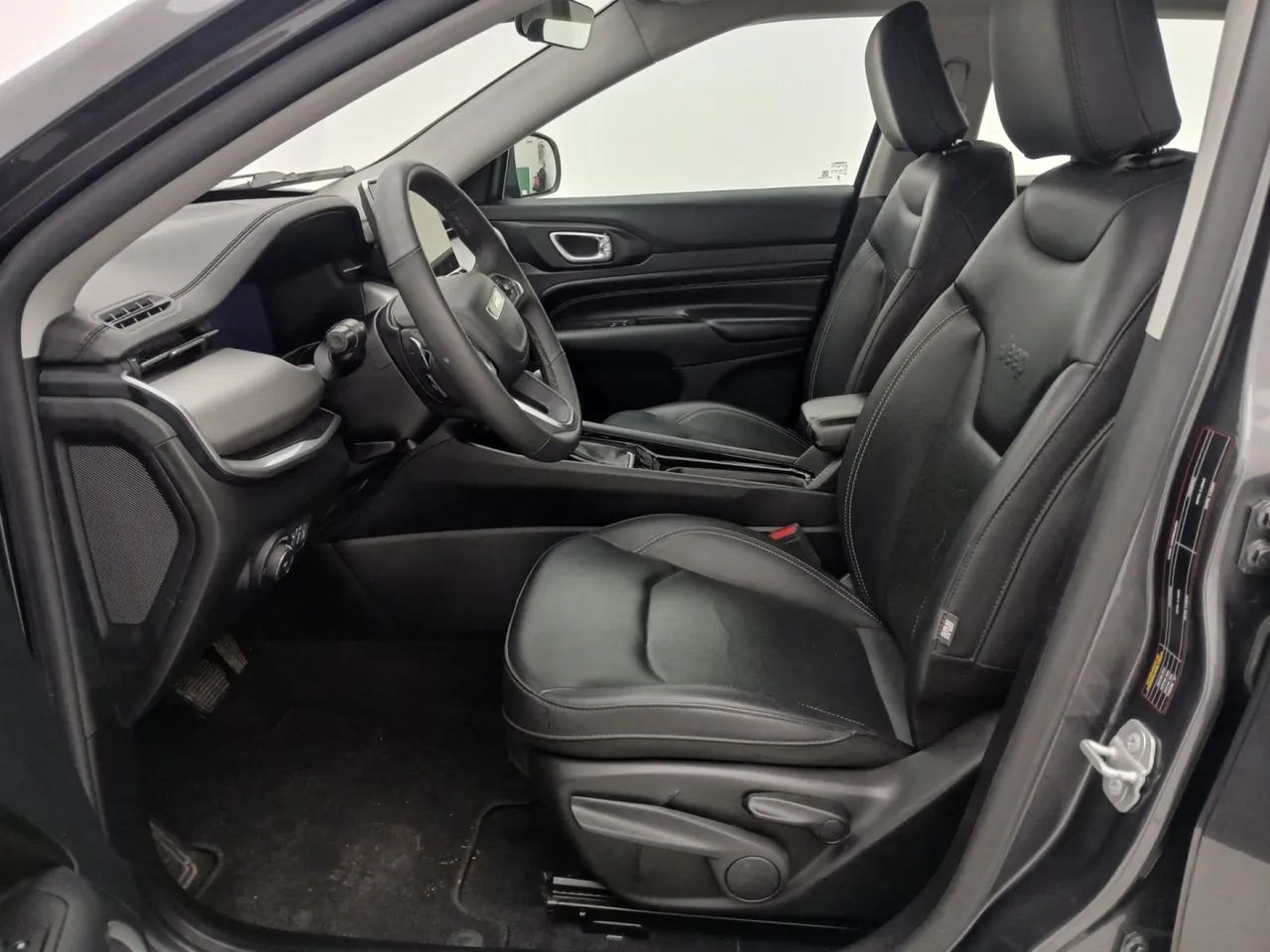 Jeep Compass LONG. T270 1.3 TB 4x2 Flex Aut., foto 16 de 18