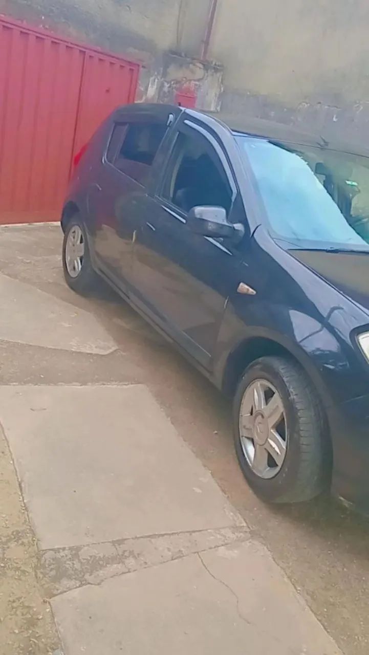 Renault Sandero 2010