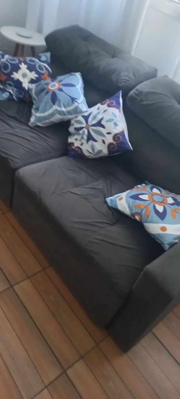SOFÁ RETRÁTIL 4 LUGARES 