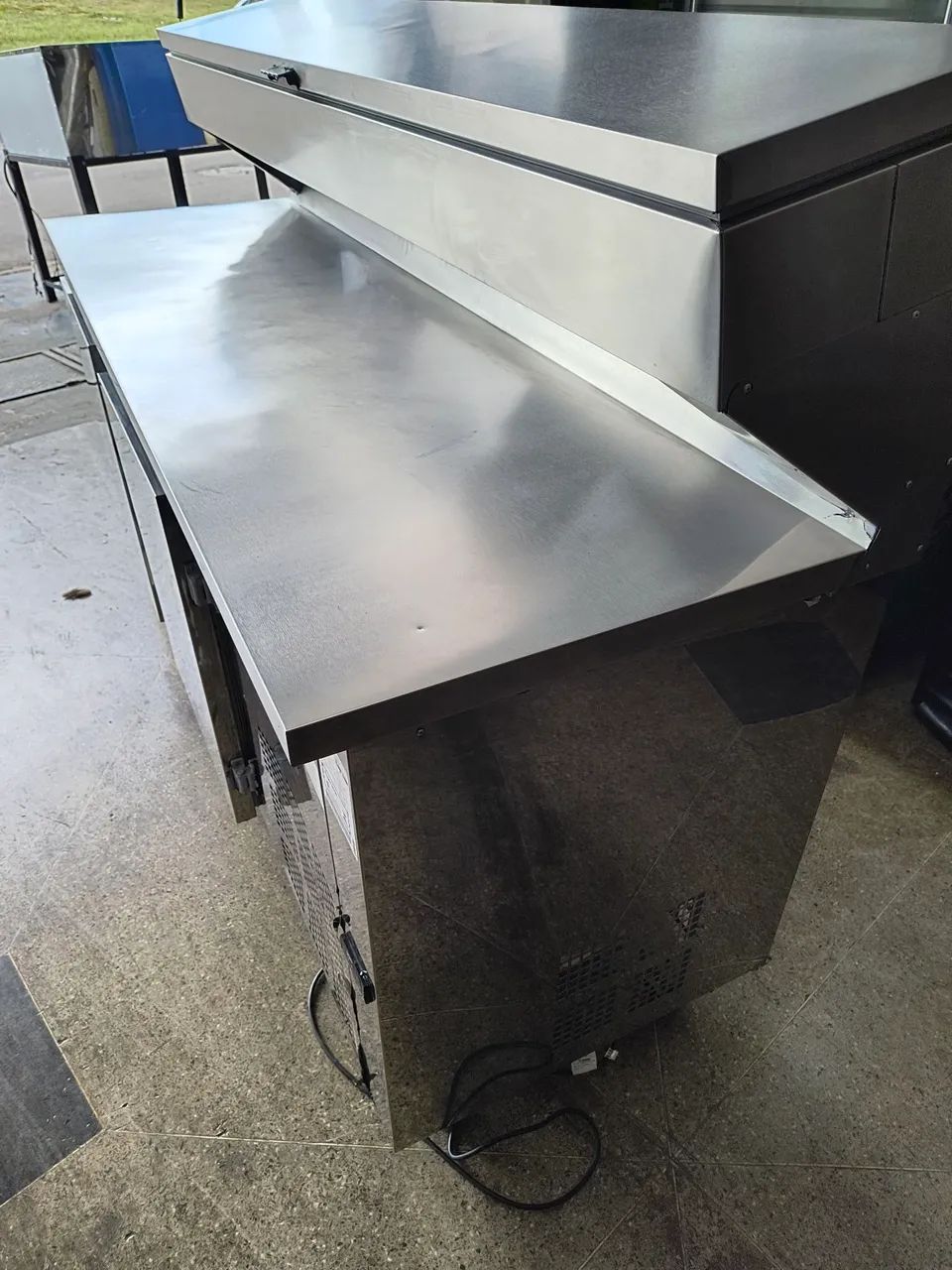 Balcão Refrigerado Inox 2Portas + Condimentadora 2 metros Gelopar Otimo Estado - Foto 3
