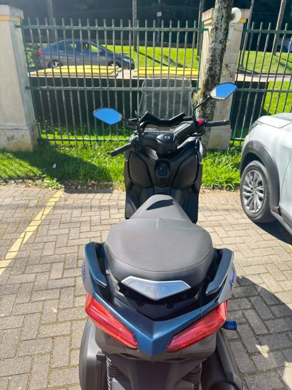 XMAX ABS 250 2024 | praticamente zero - Foto 2