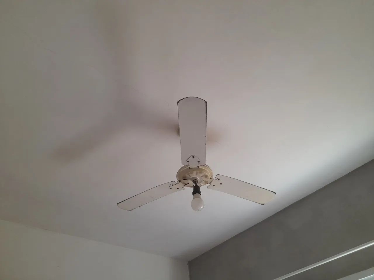 Ventilador de teto
