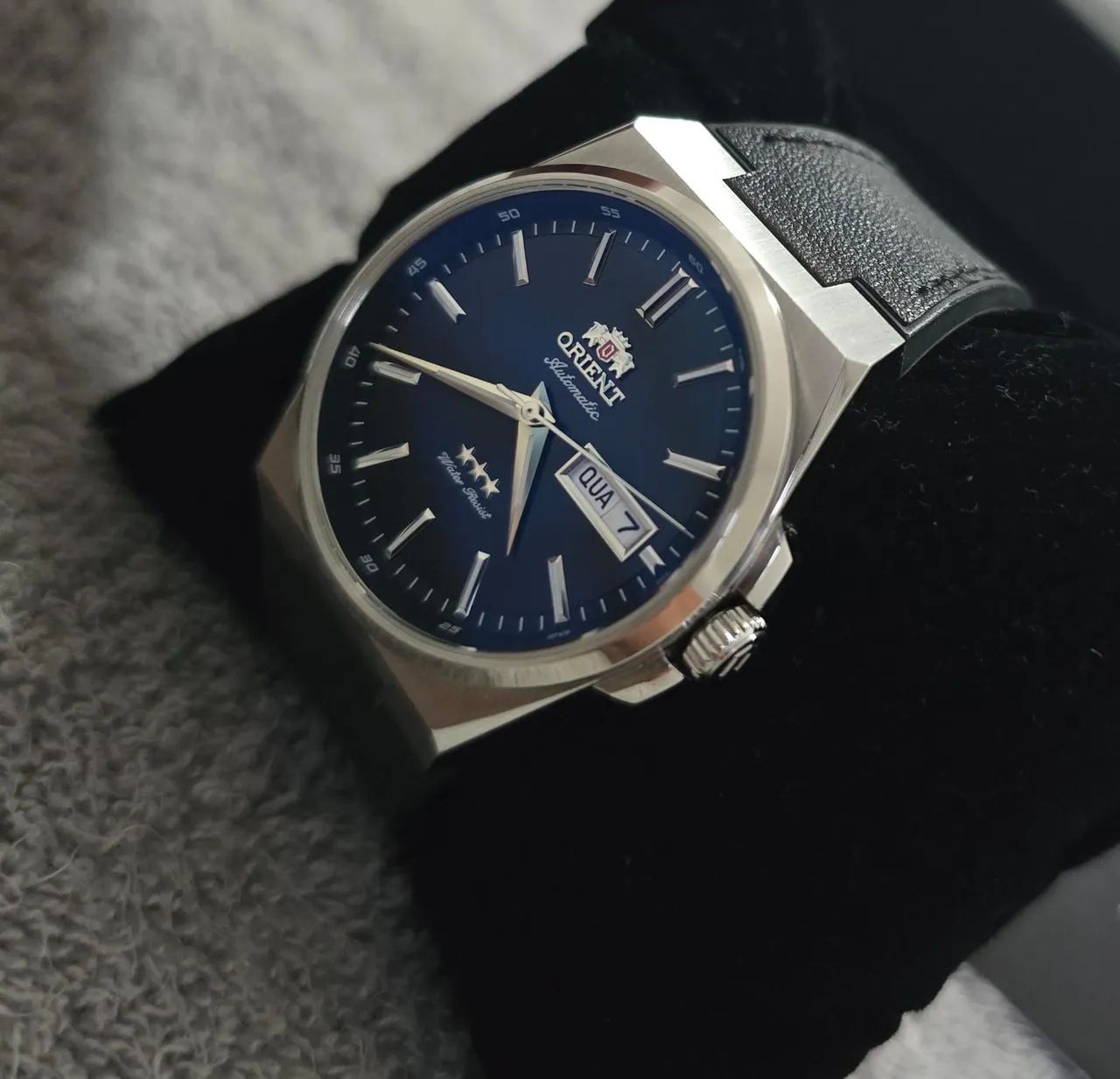 Orient Elegance 3 estrelas (PRX)