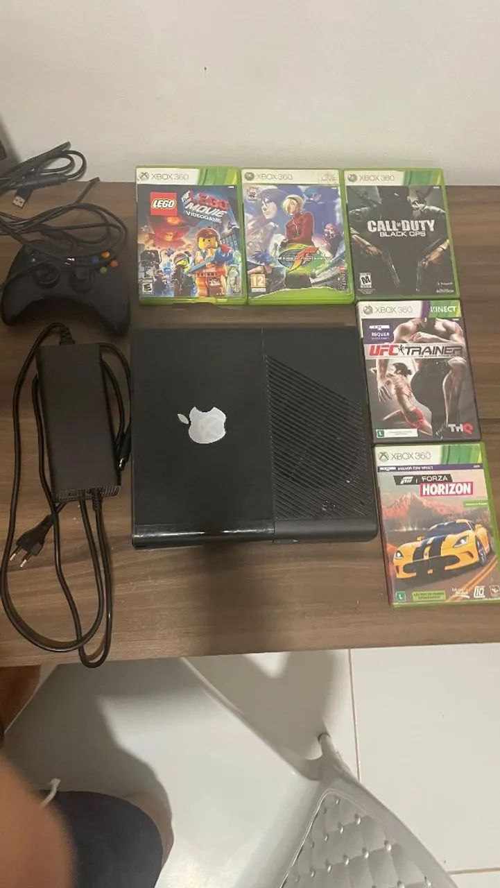 XBOX 360 SUPER SLIM