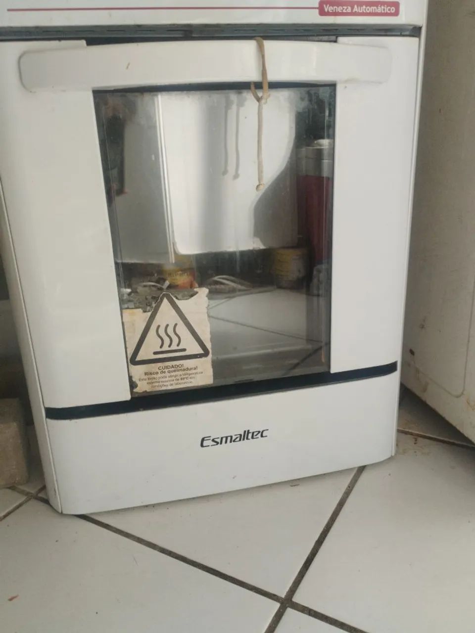 Fogão 4 bocas 3 funcionando perfeitamente forno super quente apenas busca  - Foto 3