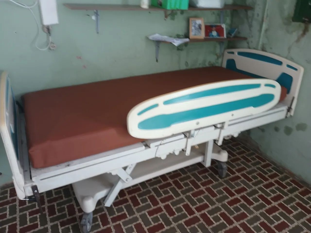 Cama hospitalar - Foto 2
