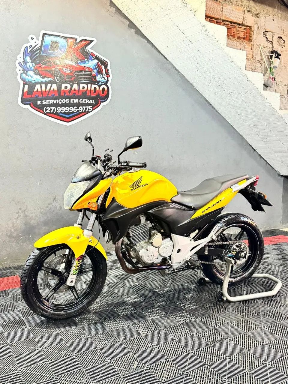 Moto CB 300  - Foto 2