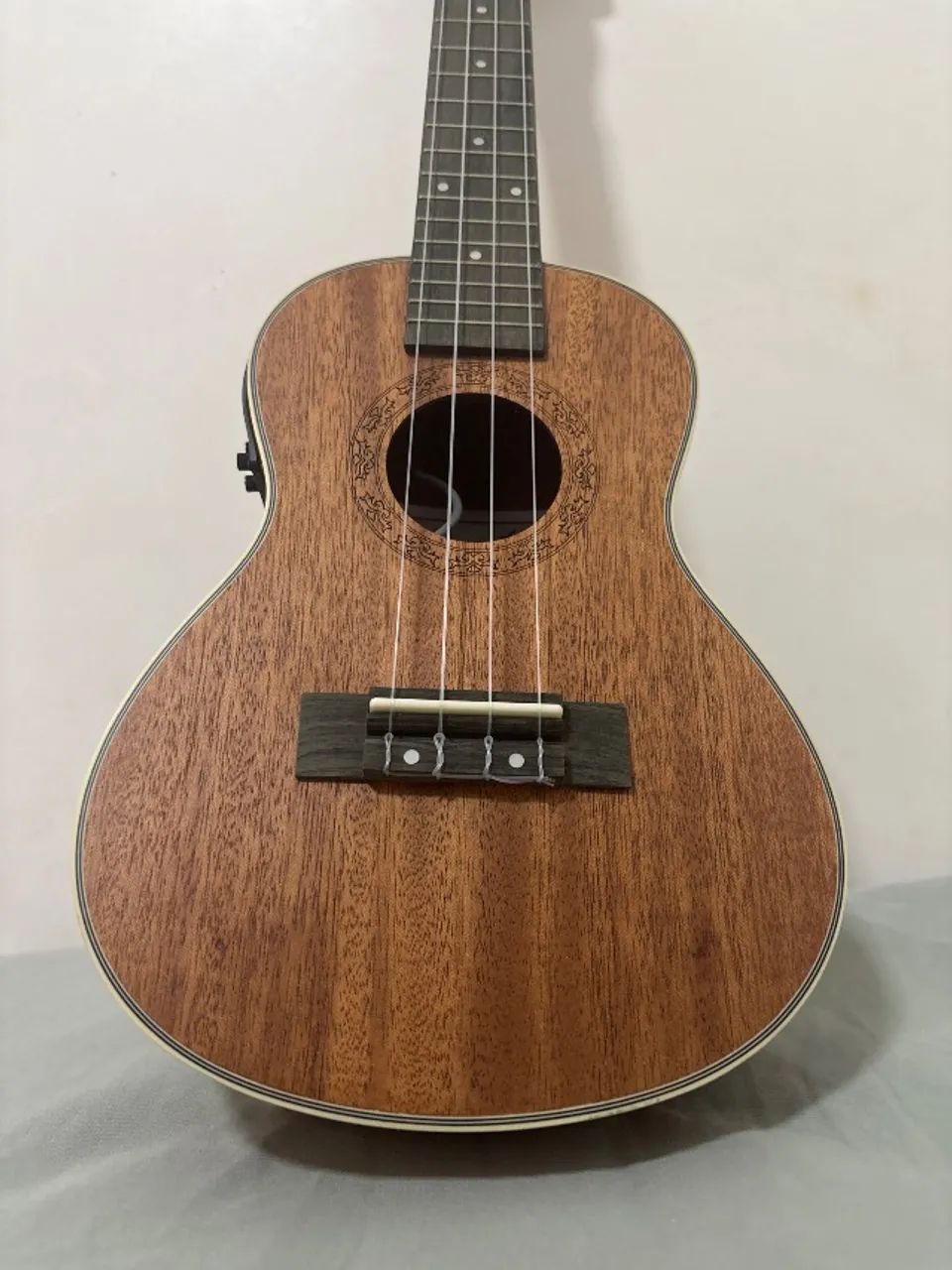 UKULELÊ ELÉTRICO  - Foto 5