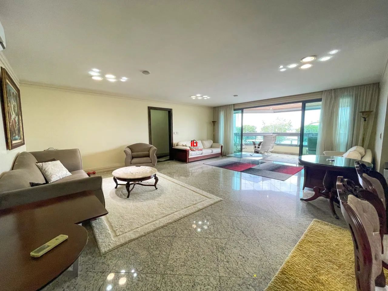 Apartamento no Edifício Mediterranée 260m² 4 Suítes em Ponta Negra - Foto 5