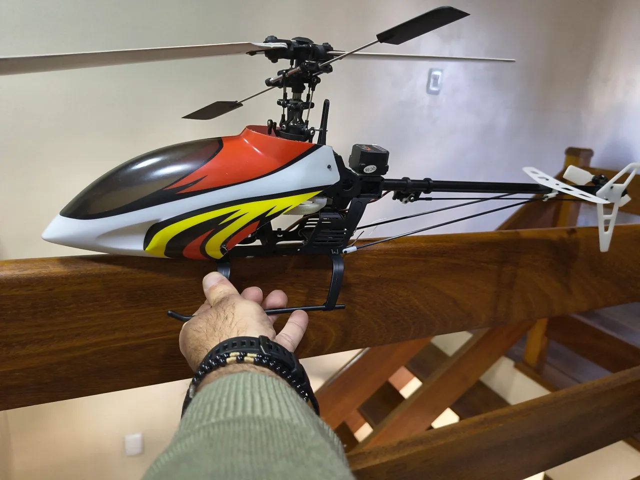 Helicóptero futaba AXE400 RTF  - Foto 5