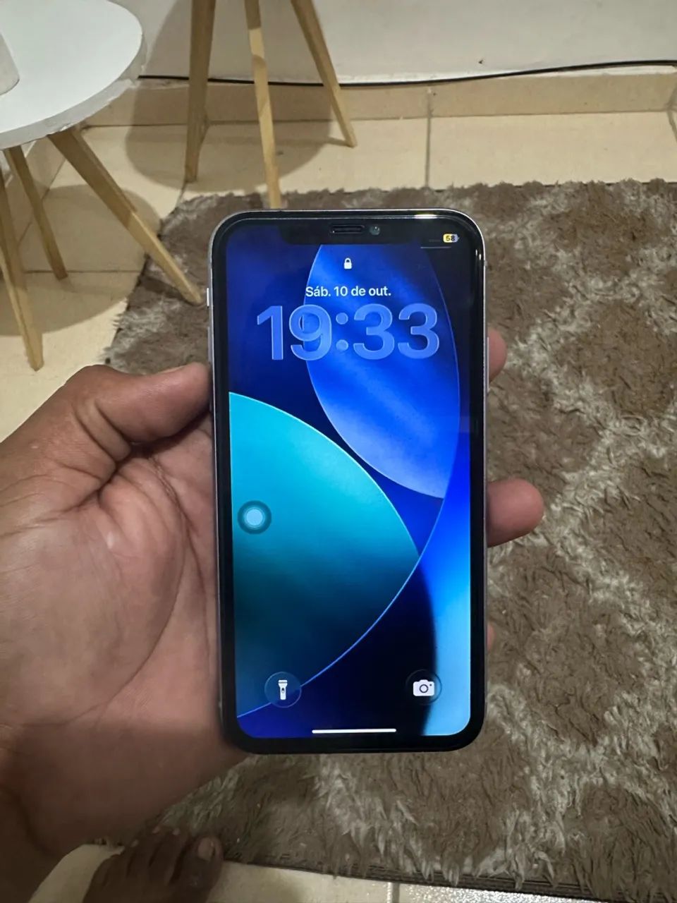 Vendo iPhone 11 lilás 64gb - Foto 4