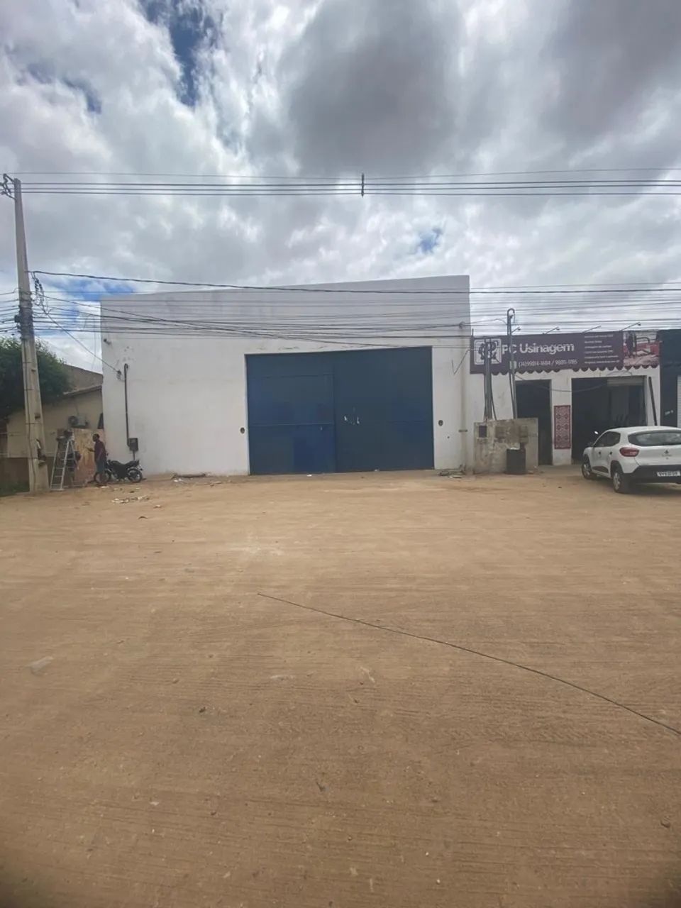 Galpão na BR 407 Petrolina 