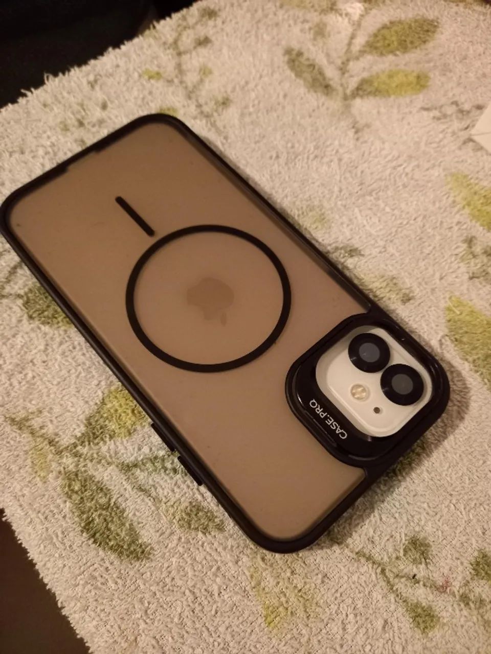 Iphone 11 - 128GB - muito bem cuidado - Foto 3