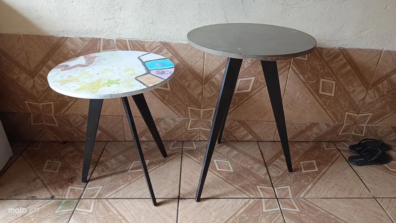 Mesa de canto 