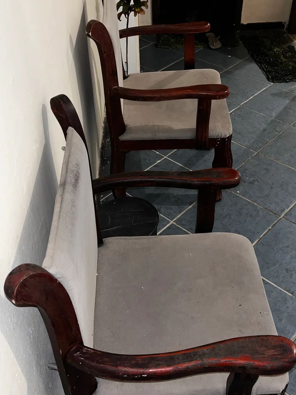 Par de poltronas madeira maciça - Foto 2