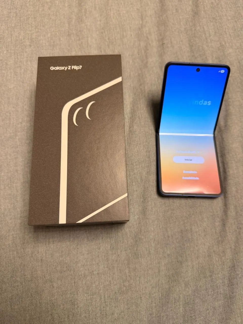 Samsung Z flip 7 512gb azul - Foto 2
