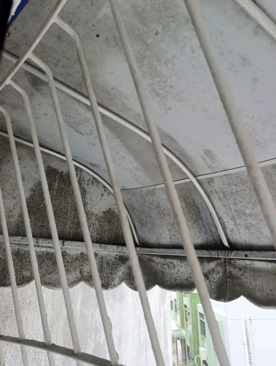 Higienização e limpeza de toldo. - Foto 2