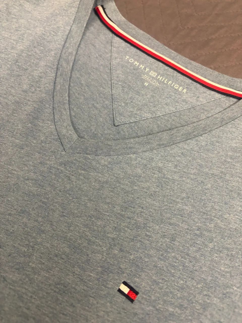 Camisa TOMMY HILFIGER gola V tam M - Foto 4
