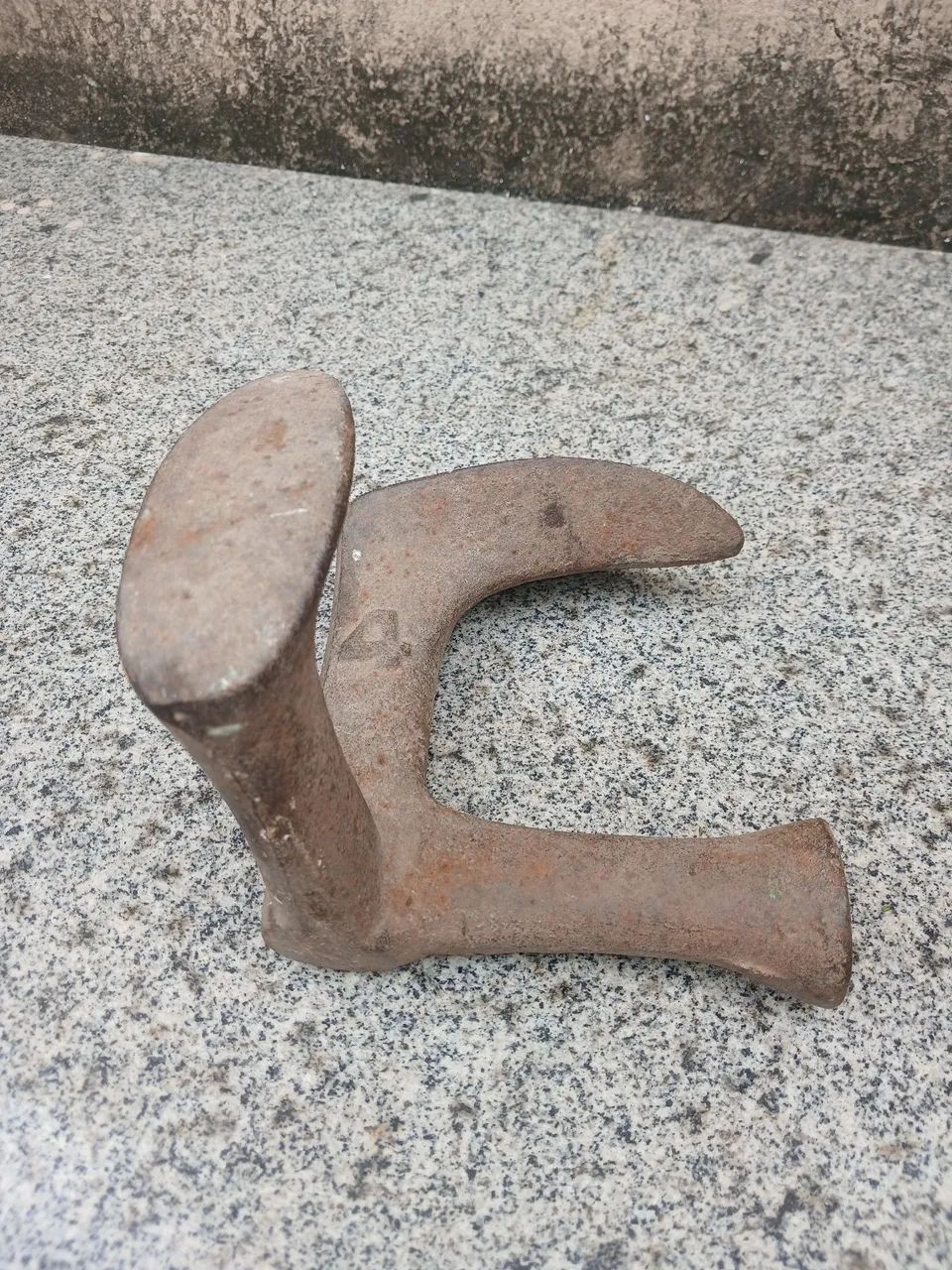 Bigorna antiga de sapateiro número 4 - Foto 2