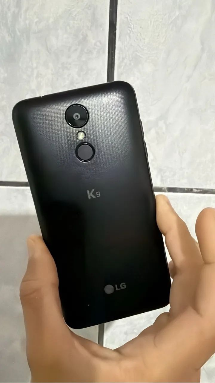 Celular Smartphone LG K9 (Excelente estado) - Foto 3