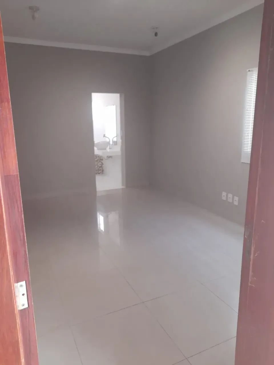 SALAS COMERCIAIS SEPARADAS, 4 UNIDADES, C/ ENERGIA E INTERNET, TAMANHOS DIFERENTES, JD MAR - Foto 4