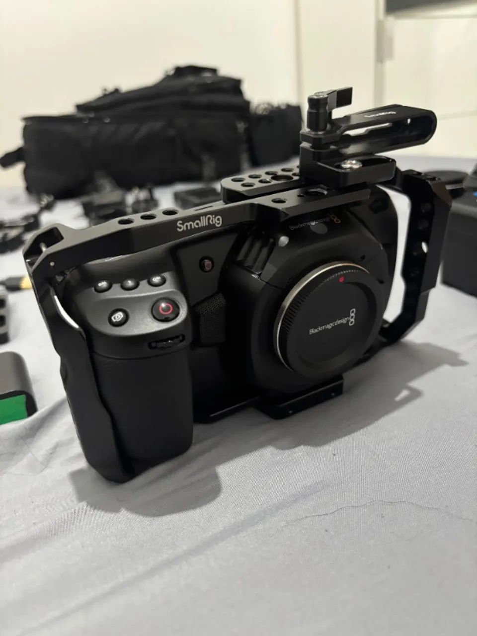 Kit Câmera Black Magic 4K + 2 Lentes + Acessórios  - Foto 2