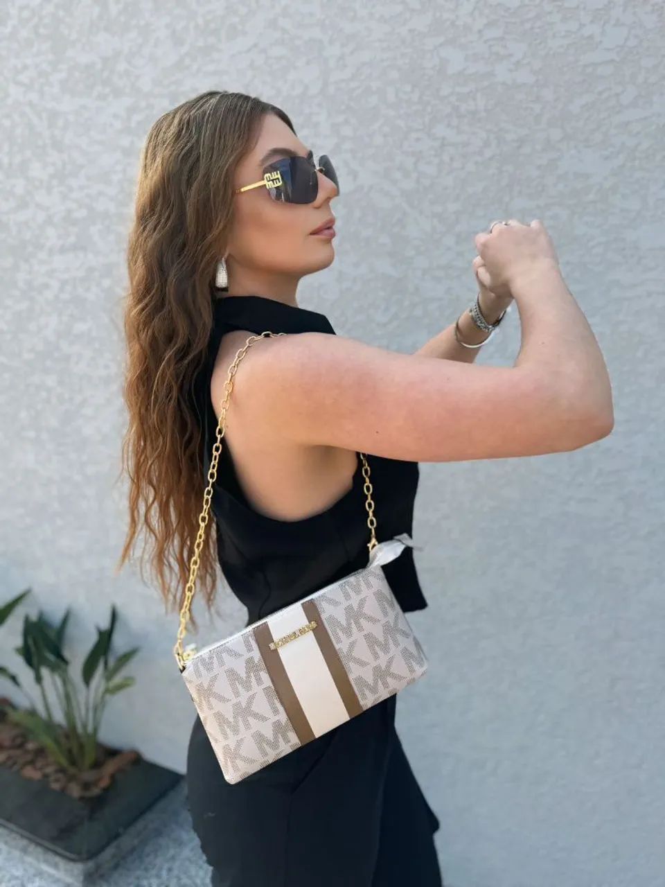 Bolsa Estilo MK Baladinha Premium - Compacta, Elegante e Moderna - Foto 3