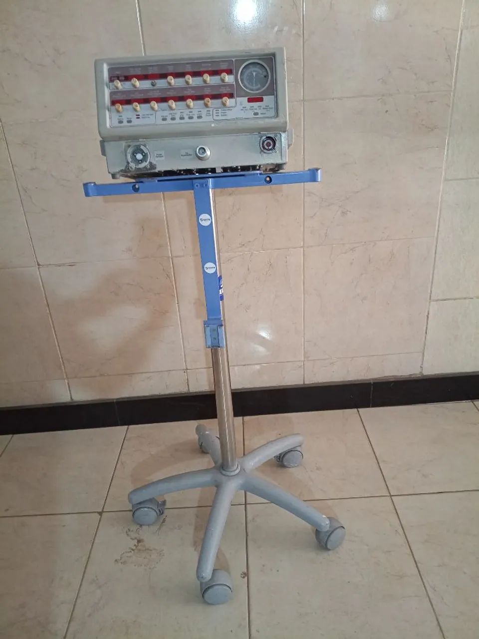 Ventilador Pulmonar BIRD 8400 STI  - Foto 5