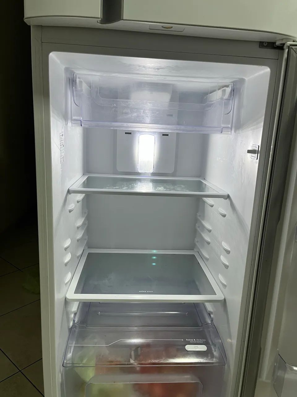 Geladeira Eletrolux 371L - Foto 3